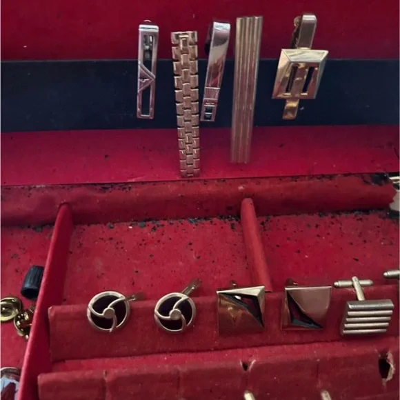 VINTAGE TIE CLIPS & CUFF LINKS - Picture 4 of 8